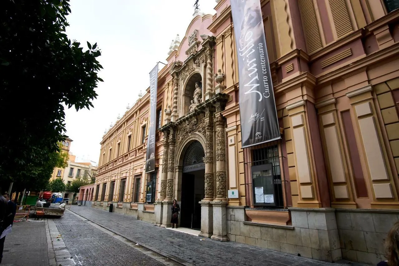 Monsalves Courtyard By Valcambre Apartment Seville