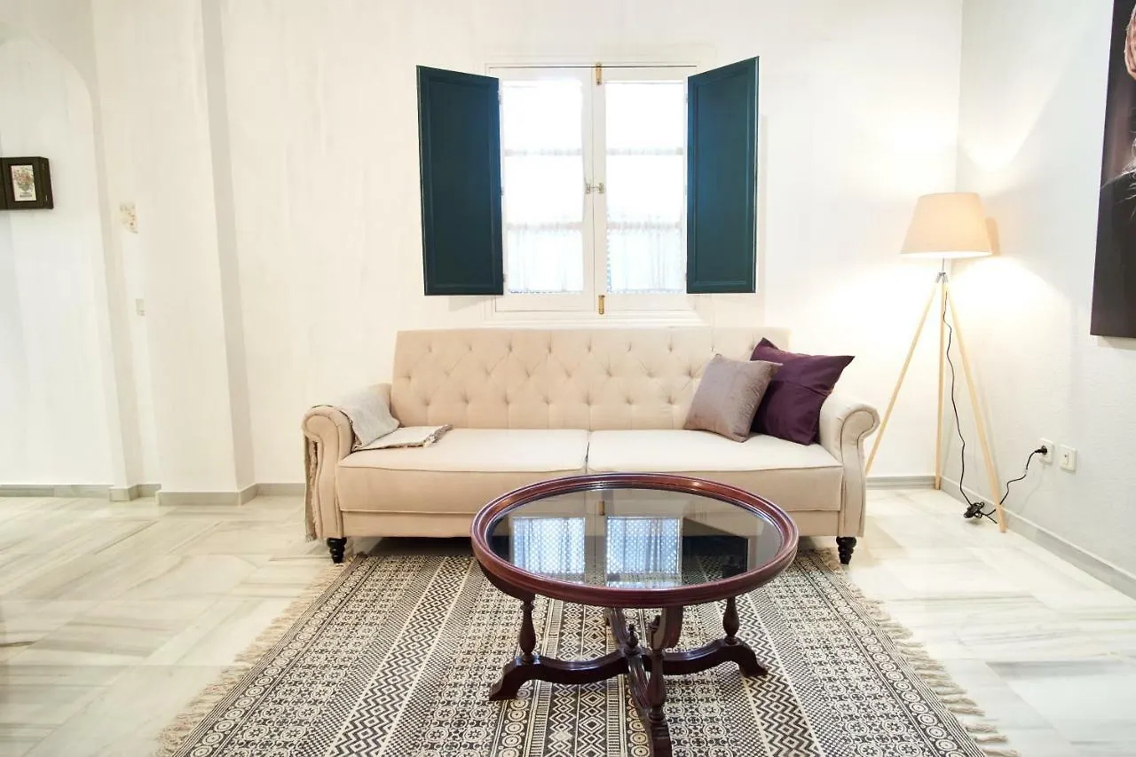 Monsalves Courtyard By Valcambre Apartment Seville